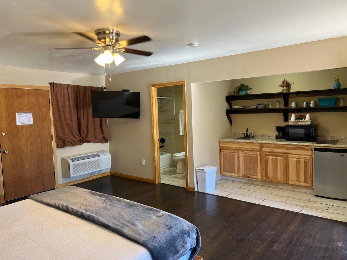 Timberlodge Inn Пайнтоп-Лейксайд Екстериор снимка